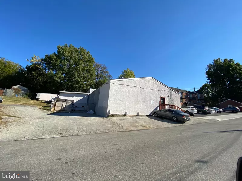 321 W POPLAR ST, Norristown, PA 19401