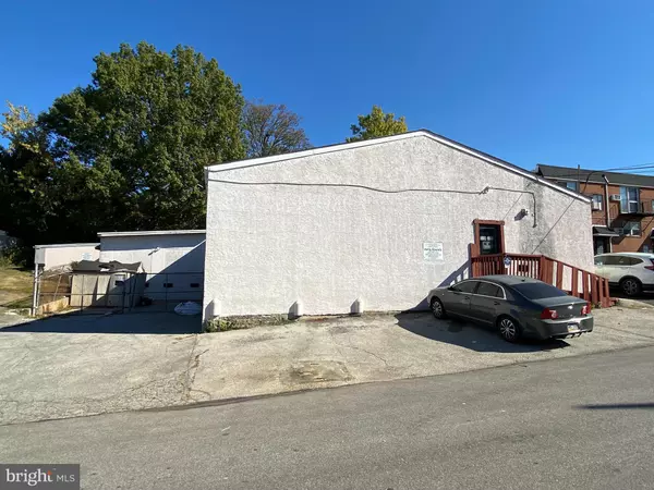 Norristown, PA 19401,321 W POPLAR ST