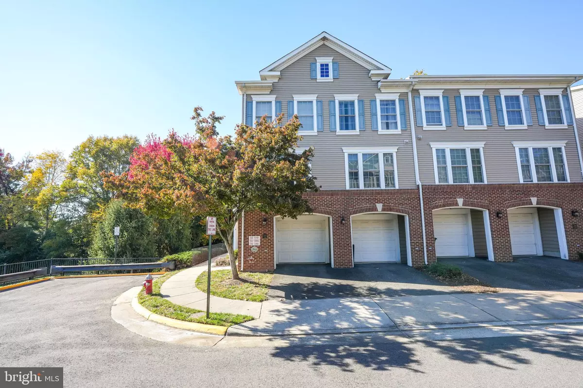 Alexandria, VA 22306,7150 HUNTLEY CREEK PL #63B