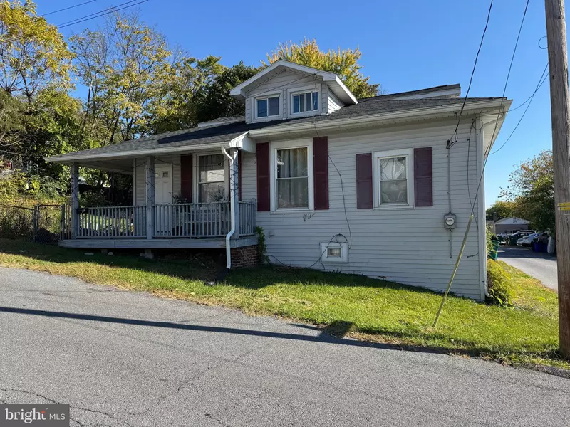 1208 LOCUST ST, Enola, PA 17025