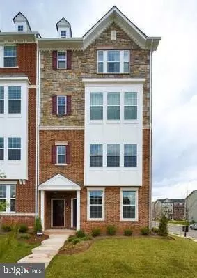 25570 TOLAR SQ, Chantilly, VA 20152