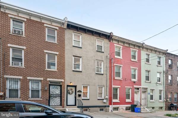 1715 W THOMPSON ST, Philadelphia, PA 19121