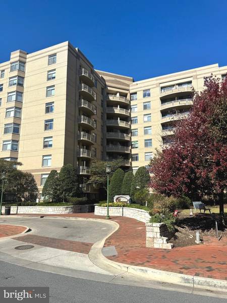 7111 WOODMONT AVE #108, Bethesda, MD 20815