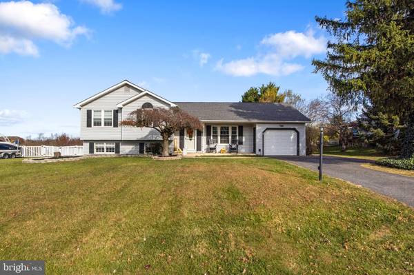 Stewartstown, PA 17363,98 SMOKEBOX CIR