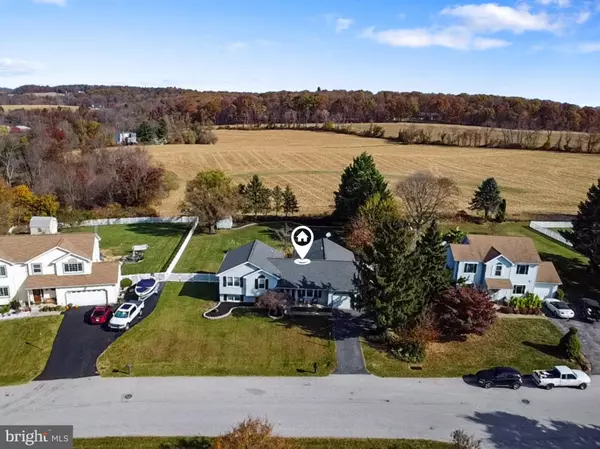 Stewartstown, PA 17363,98 SMOKEBOX CIR