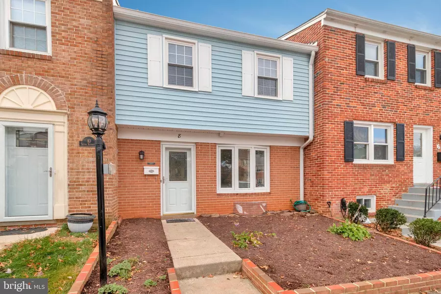 8 SILVER KETTLE CT, Gaithersburg, MD 20878