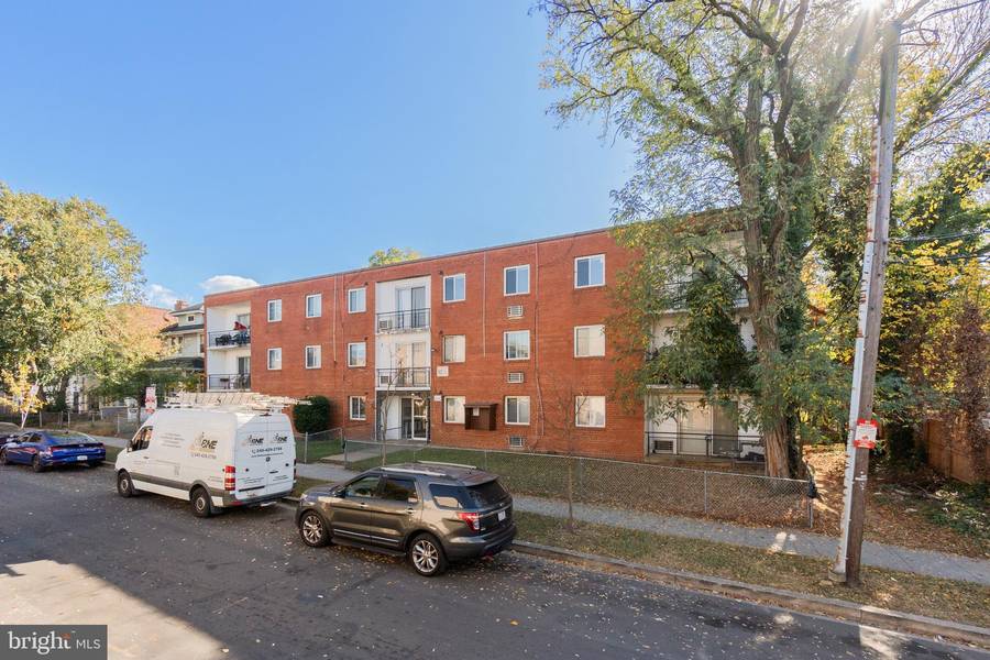 1721 T ST SE #305, Washington, DC 20020