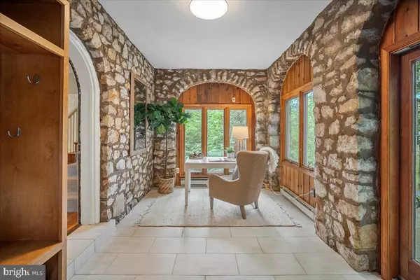 Chevy Chase, MD 20815,4619 LANGDRUM LN