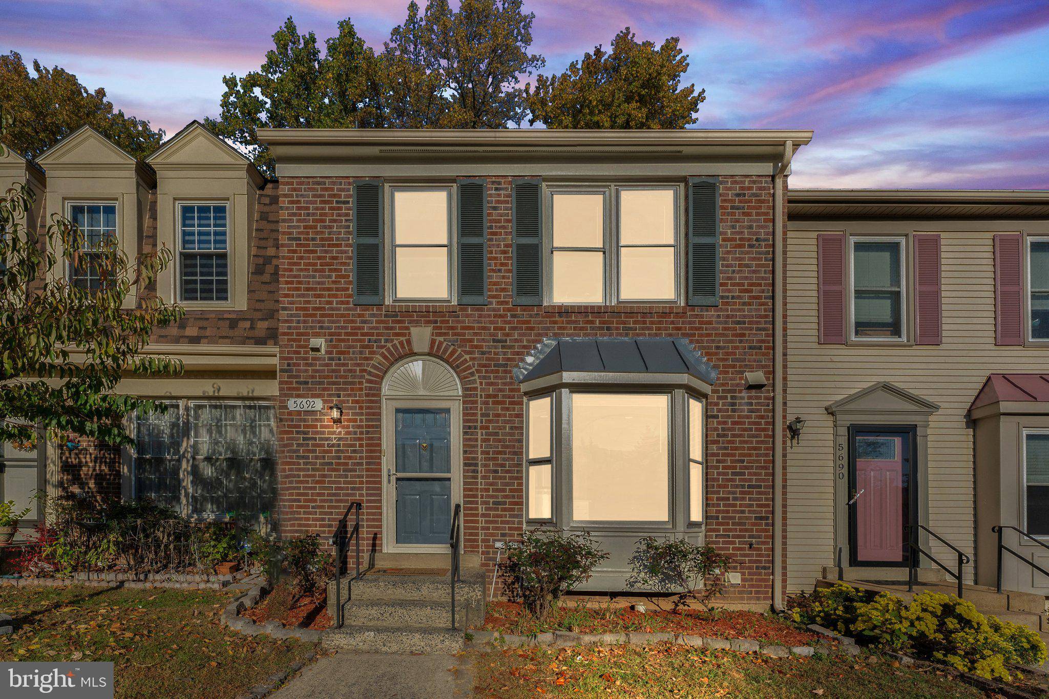 5692 CHAPEL RUN CT, Centreville, VA 20120