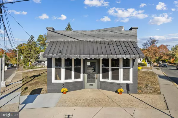 Haddon Township, NJ 08108,1 MAPLE AVENUE & CORNER BUILDING