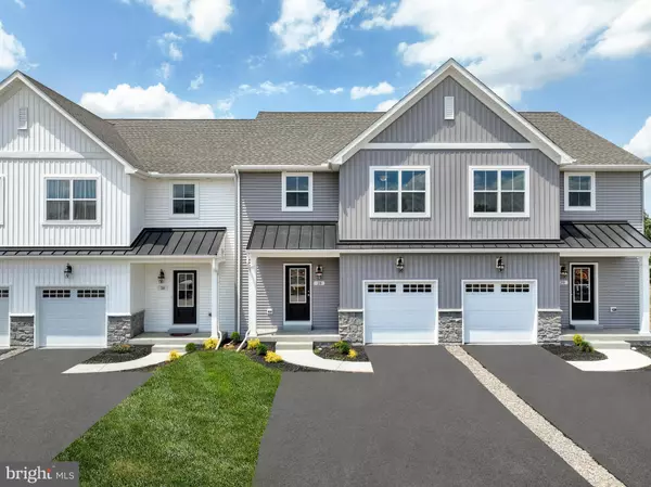 18 TILGHMAN TRL, Mechanicsburg, PA 17050