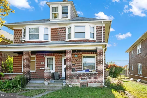 1238 MAPLE ST, Bethlehem, PA 18018