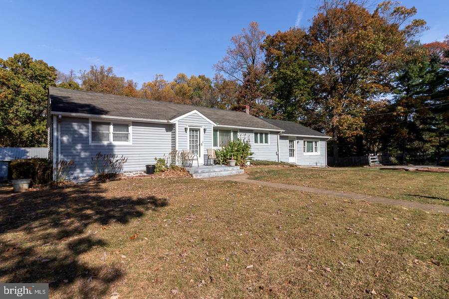 398 W RIDGE RD, Nottingham, PA 19362