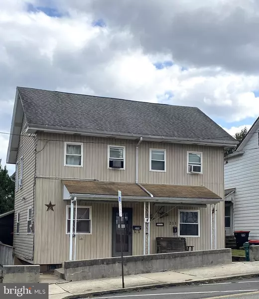 209-211 S SECOND ST, Lehighton, PA 18235