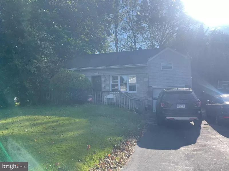 620 CONSTITUTIONAL DR, Warminster, PA 18974