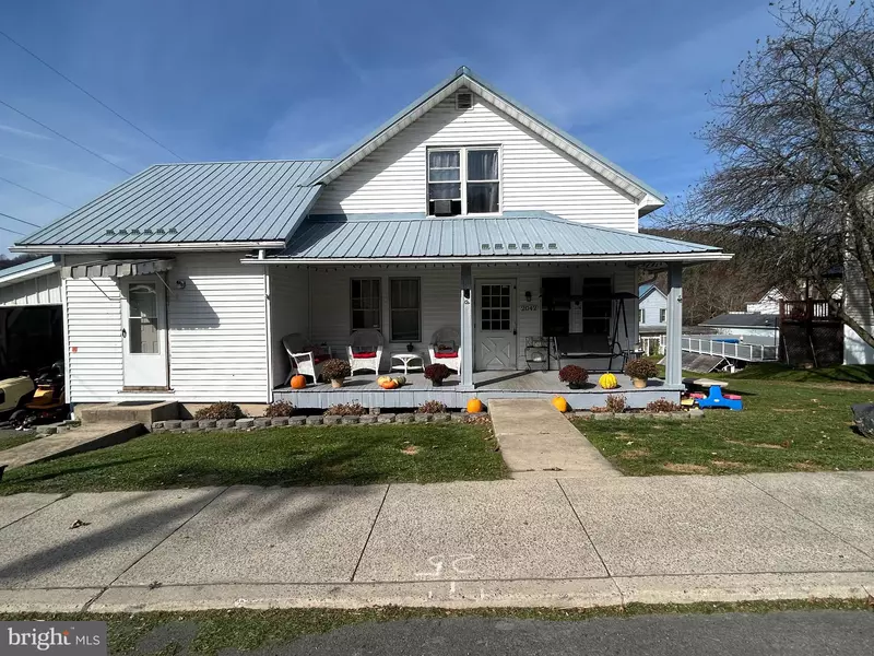 2042 FRONT ST, Bayard, WV 26707