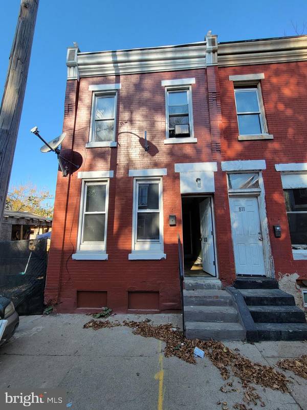 813 W BIRCH ST, Philadelphia, PA 19133