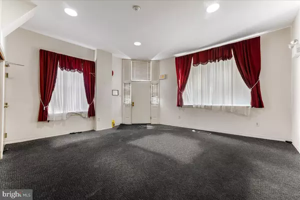 Philadelphia, PA 19134,2072 E CLEARFIELD ST