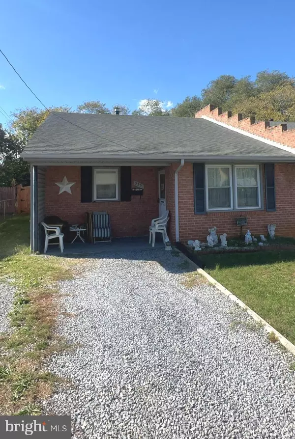 Front Royal, VA 22630,335 RITENOUR ST