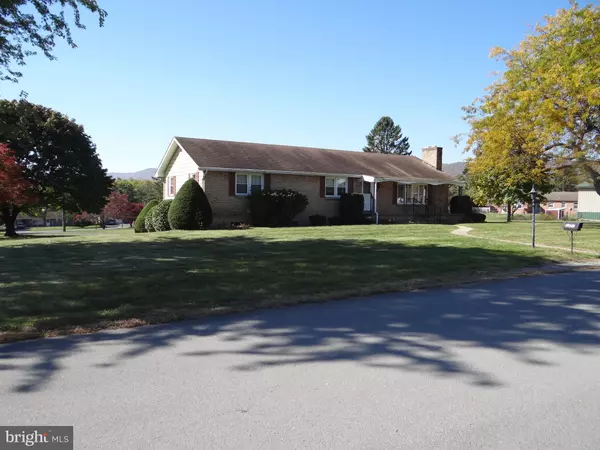 Mercersburg, PA 17236,5775 OAKWOOD DRIVE