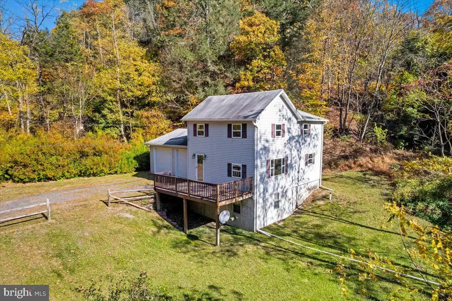 287 N FIRELINE RD, Palmerton, PA 18071