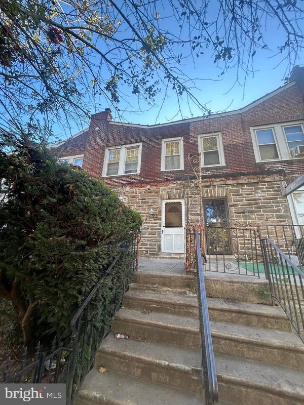 4656 FERNHILL RD, Philadelphia, PA 19144