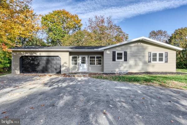 1650 LONGS GAP RD, Carlisle, PA 17013