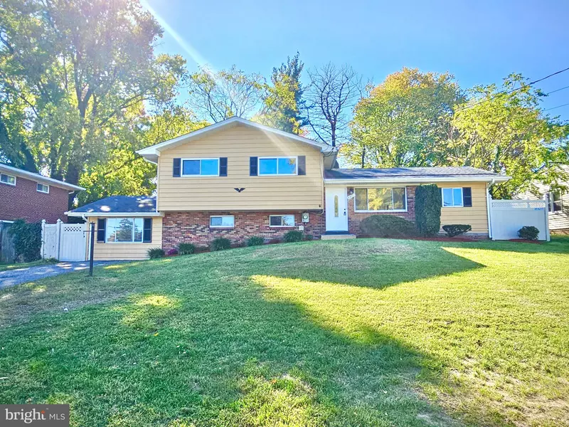 4907 COLONIAL DR, Temple Hills, MD 20748