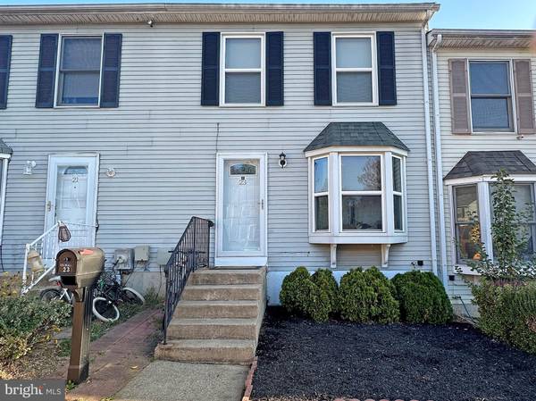 23 ASHKIRK PL, Newark, DE 19702