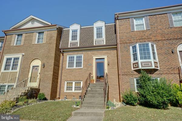 5922 SURRATTS VILLAGE DR, Clinton, MD 20735