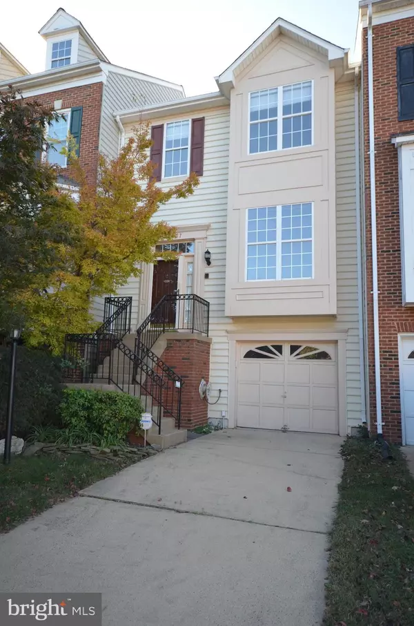 44037 KINGS ARMS SQ, Ashburn, VA 20147