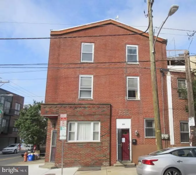 844 S 3RD ST, Philadelphia, PA 19147