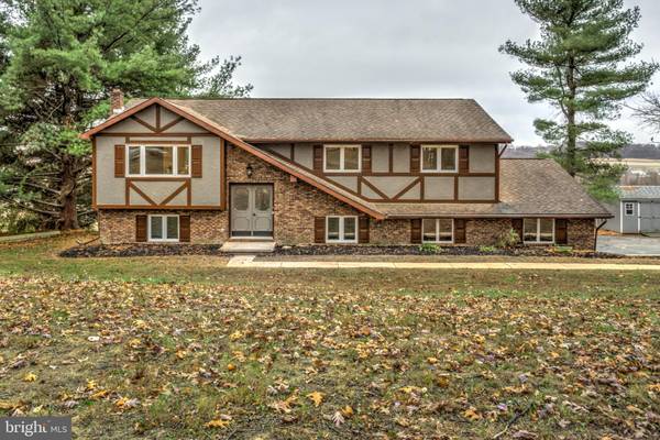 80 UPPER VALLEY RD, Christiana, PA 17509