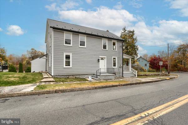 Lykens, PA 17048,183 POTTSVILLE ST