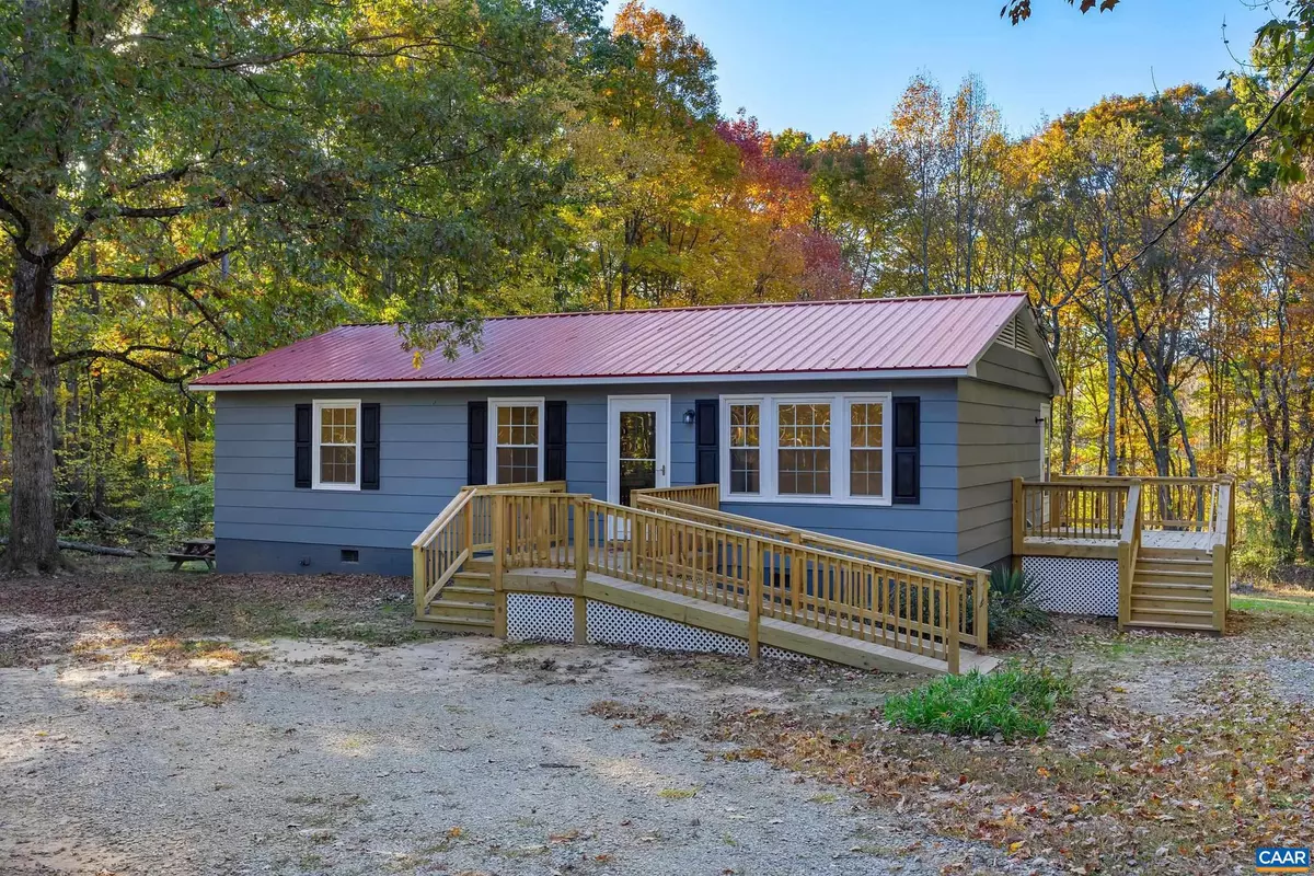 Louisa, VA 23093,1428 HARRIS CREEK RD