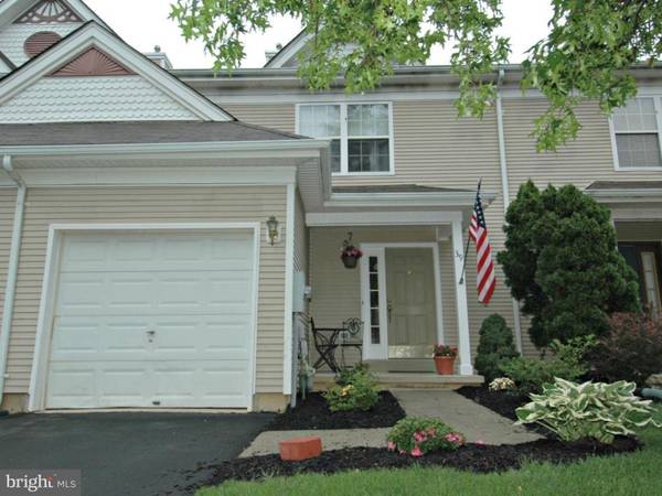 39 TATTERSALL DR, Burlington, NJ 08016