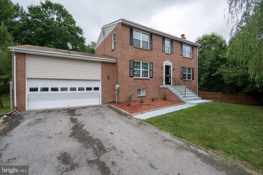 11824 SYLVIA DR, Clinton, MD 20735