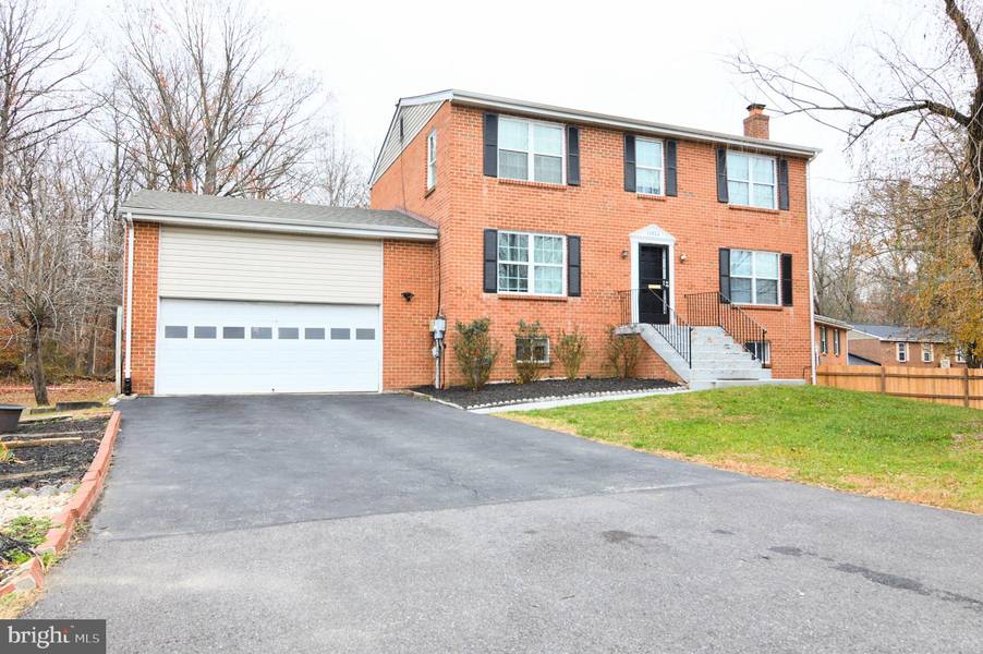 11824 SYLVIA DR, Clinton, MD 20735