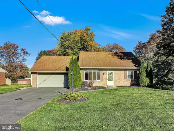 Willow Street, PA 17584,107 WOODLAWN DR