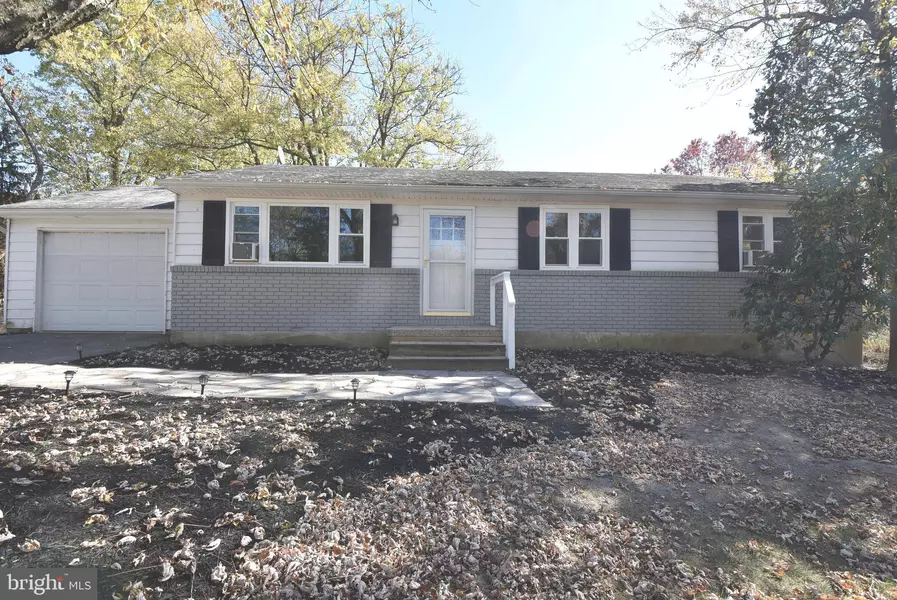 1475 ERDMAN RD, Quakertown, PA 18951