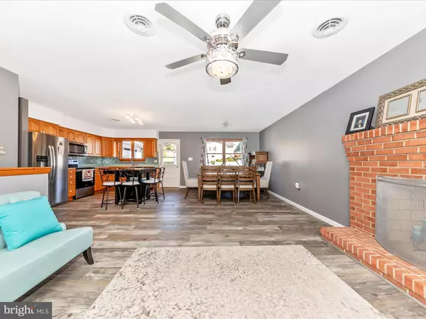 Frederick, MD 21701,9242 OAK TREE CIR