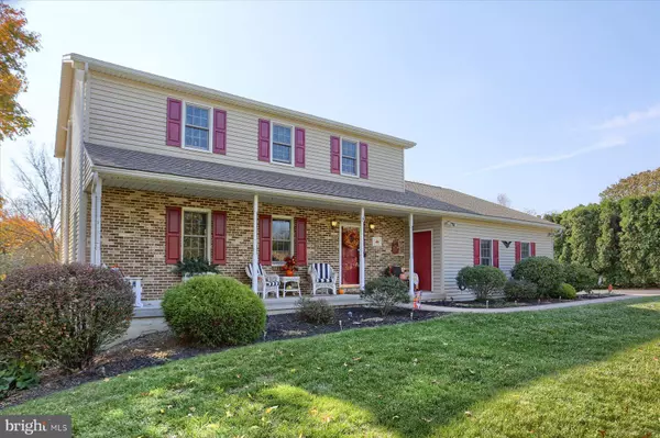 1063 EPPLEY RD, Mechanicsburg, PA 17055