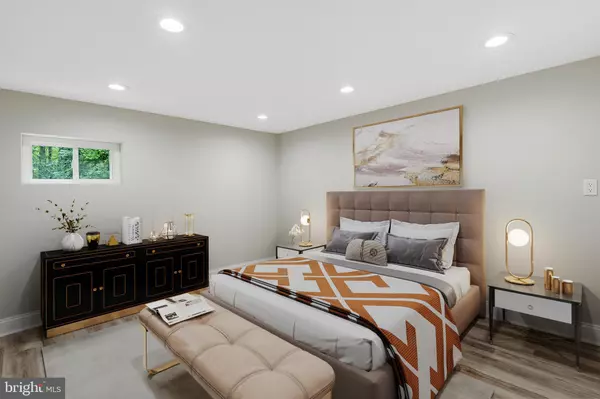 La Plata, MD 20646,4885 MAY PL