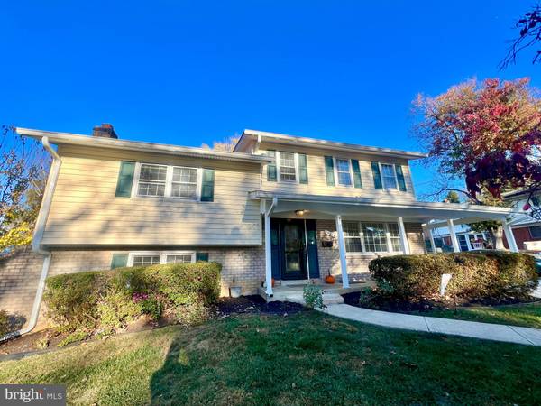 14214 GREENSPAN LN, Rockville, MD 20853