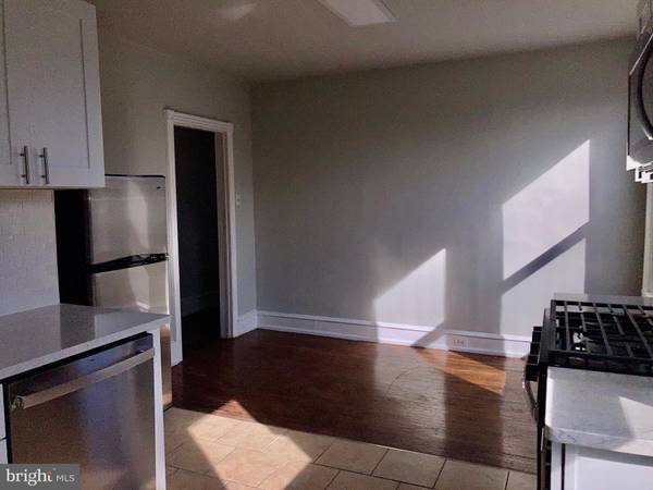 Philadelphia, PA 19143,5436 PINE ST #2