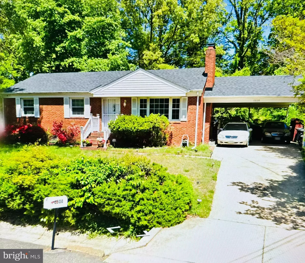 Temple Hills, MD 20748,6808 DODGE LN