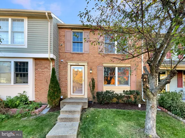 Herndon, VA 20170,1136 FLOYD PL