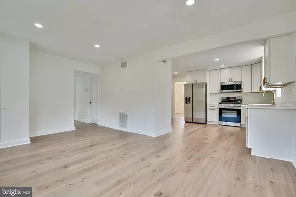 522 S LAW ST Aberdeen, MD 21001