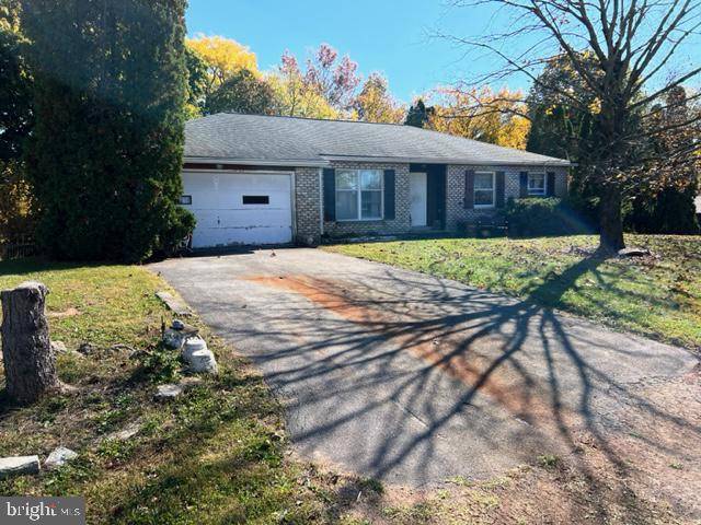 36 KINGSTON DR, Palmyra, PA 17078