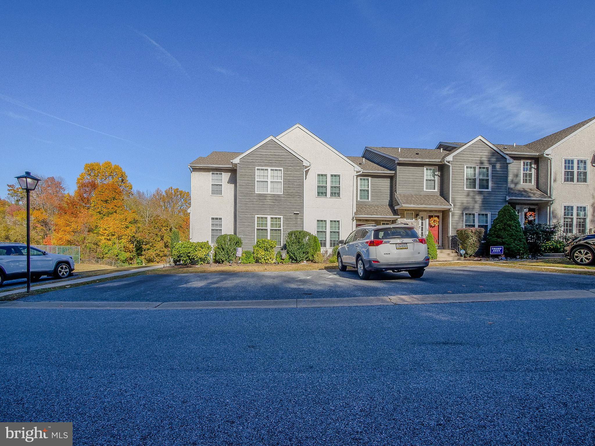 Aston, PA 19014,213 MORIA PL #213